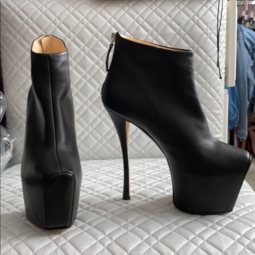 Giuseppe Zanotti Platform Black Bootie Size 36.5